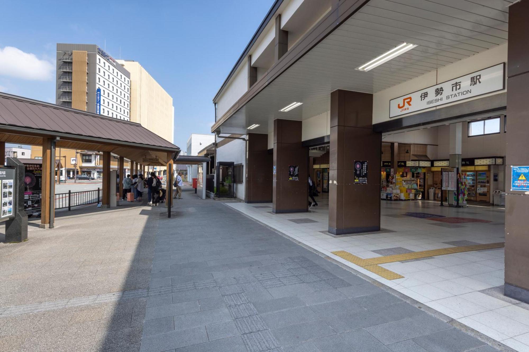 Sanco Inn Iseshi-Ekimae Shikinoyu Exterior photo